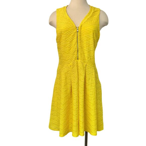 Guess Corrine Fit & Flare Dress in Buttercup Yellow Front Zip Size 14 - Picture 1 of 10